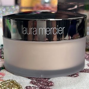Laura Mercier translucent setting powder glow